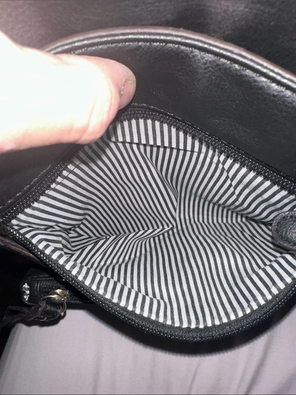 Carolya Tucker Fold-Over Black Leather Wristlet Clutch with Metal Logo Plaque ne